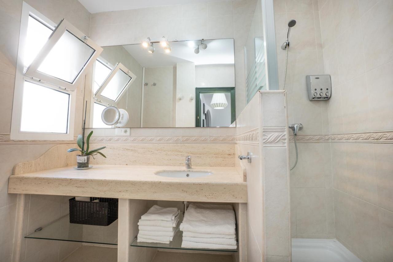 M&G Acqua Private Pool Apartment Nerja Exterior photo